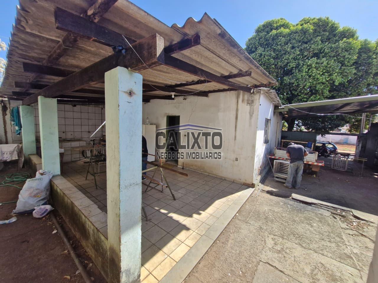 TERRENO BAIRRO SARAIVA