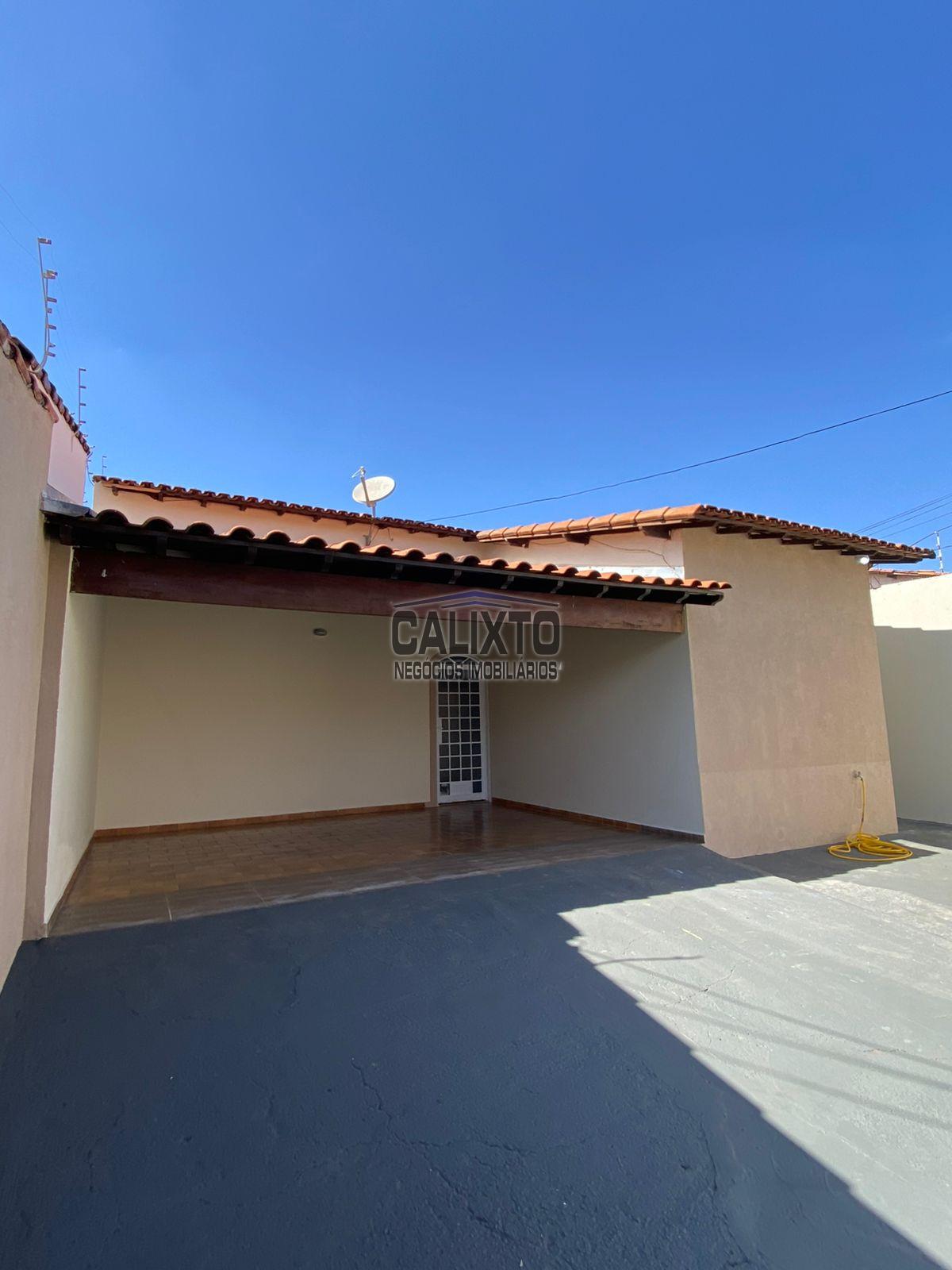 CASA BAIRRO SANTA MONICA
