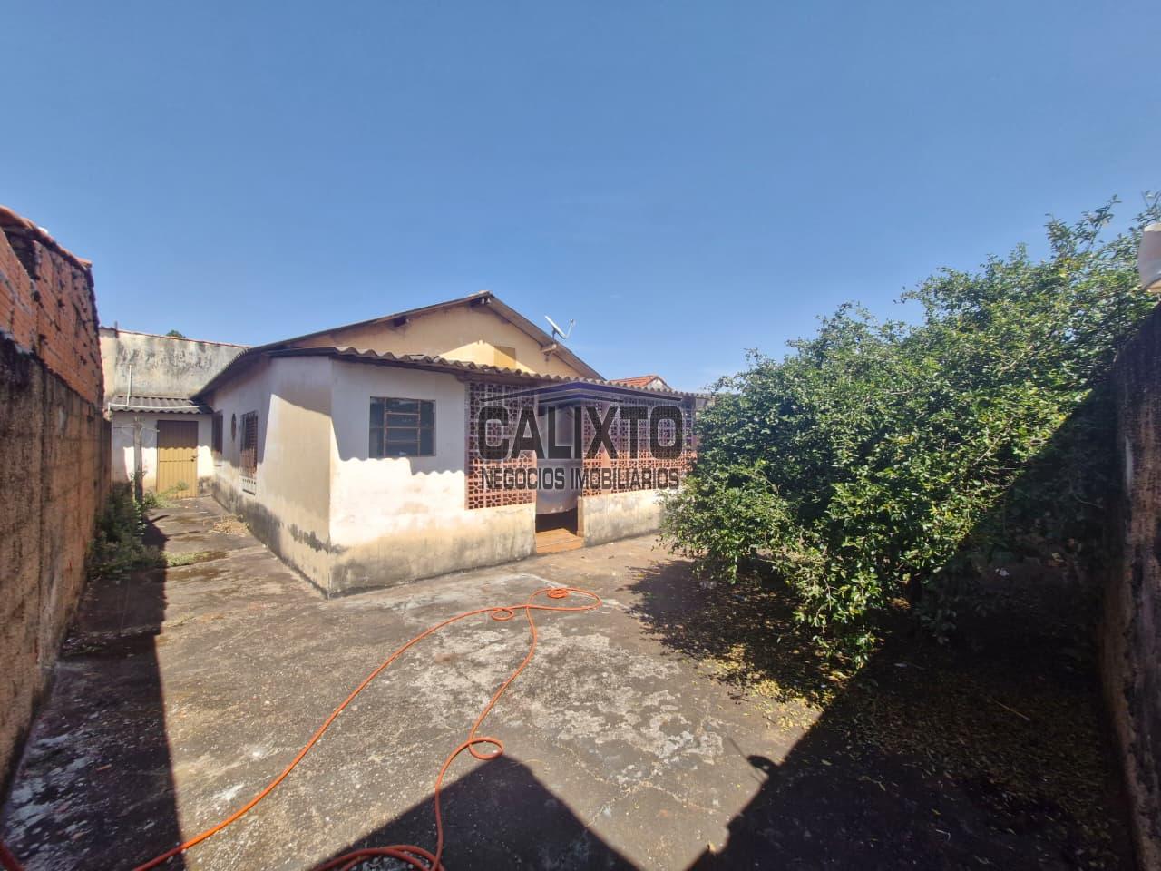 CASA BAIRRO TAIAMAN