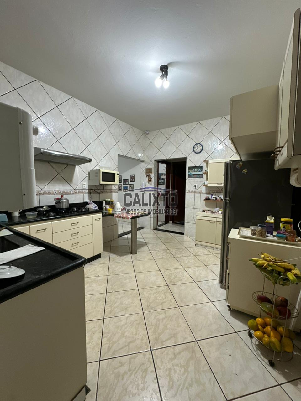 CASA BAIRRO CUSTODIO PEREIRA