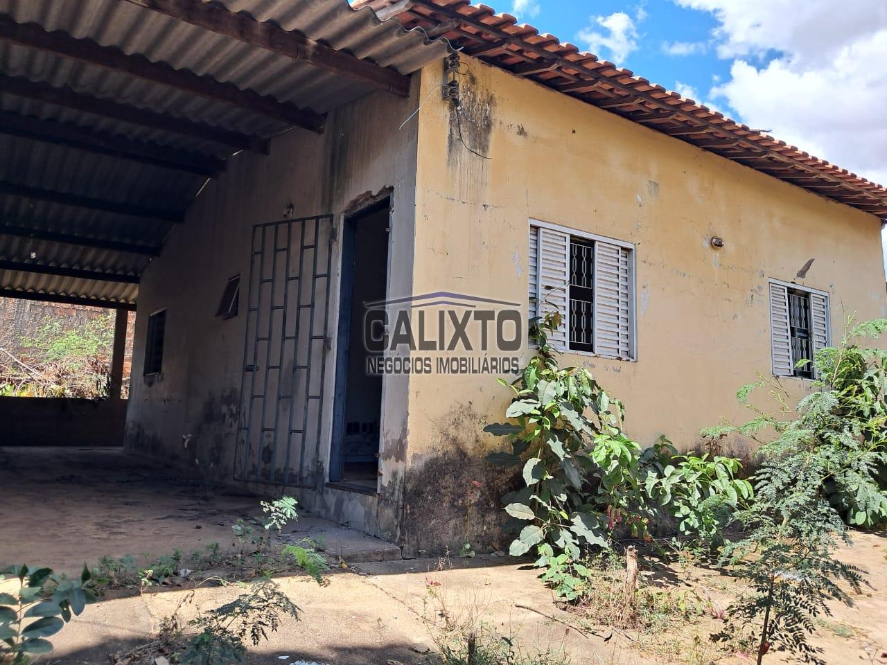 CASA BAIRRO SANTA LUZIA