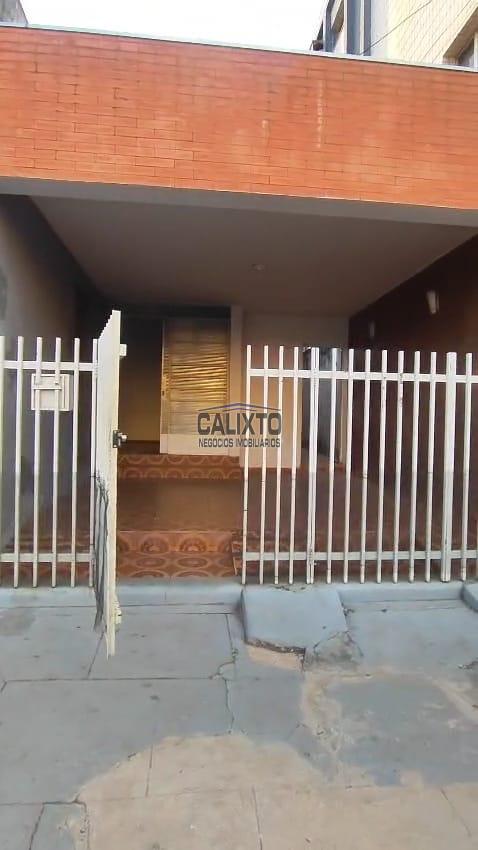 CASA BAIRRO CENTRO