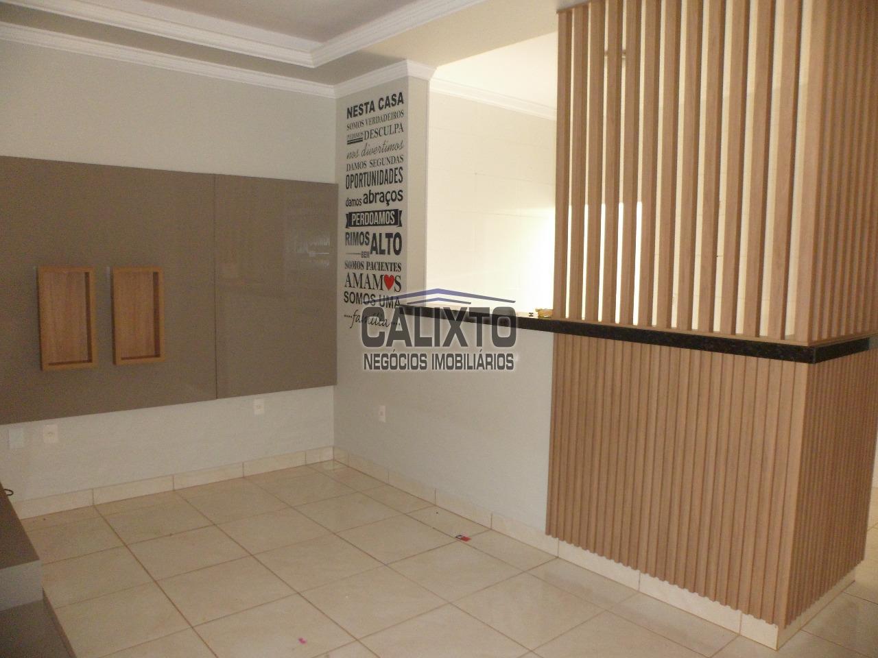 CASA BAIRRO NOVO MUNDO