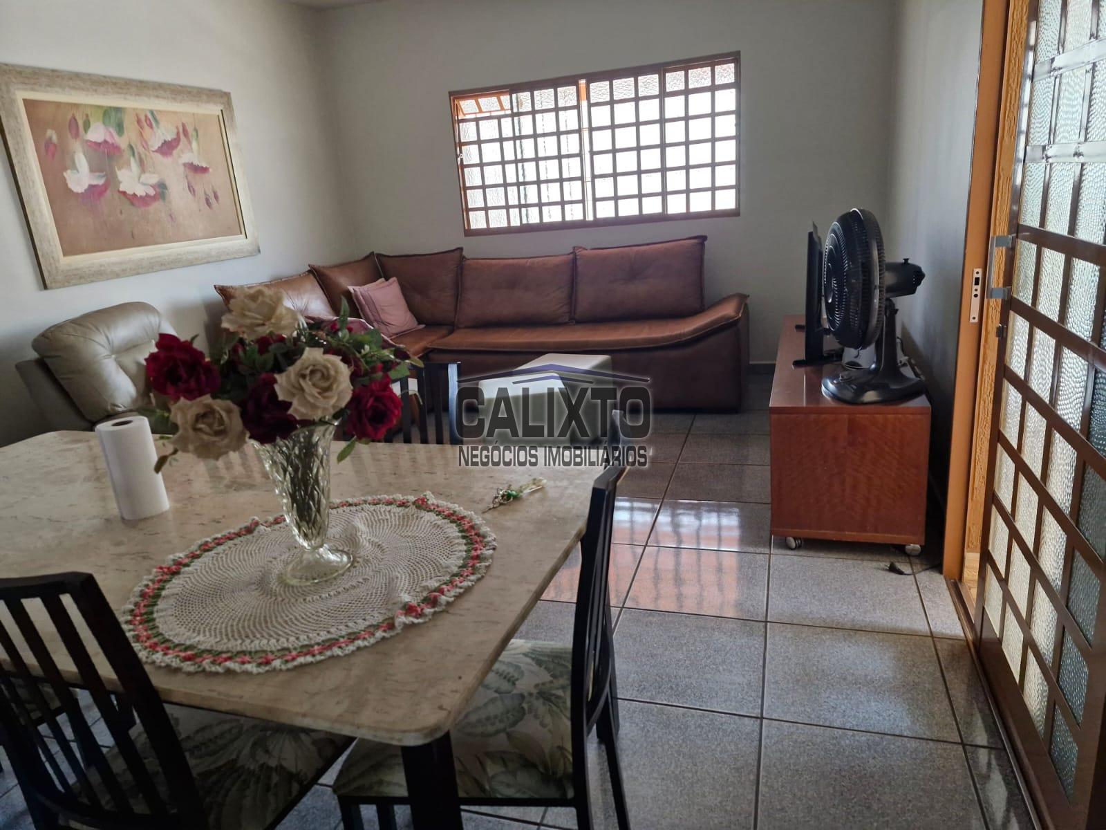 CASA BAIRRO NOSSA SENHORA DAS GRAÇAS