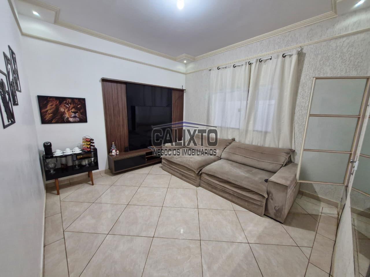 CASA BAIRRO NEW GOLDEN VILLE