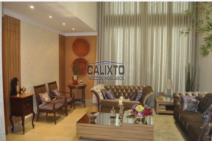 SOBRADO BAIRRO VIGILATO PEREIRA