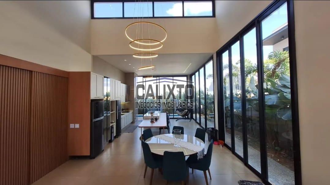 CASA CONDOMINIO ALPHAVILLE II
