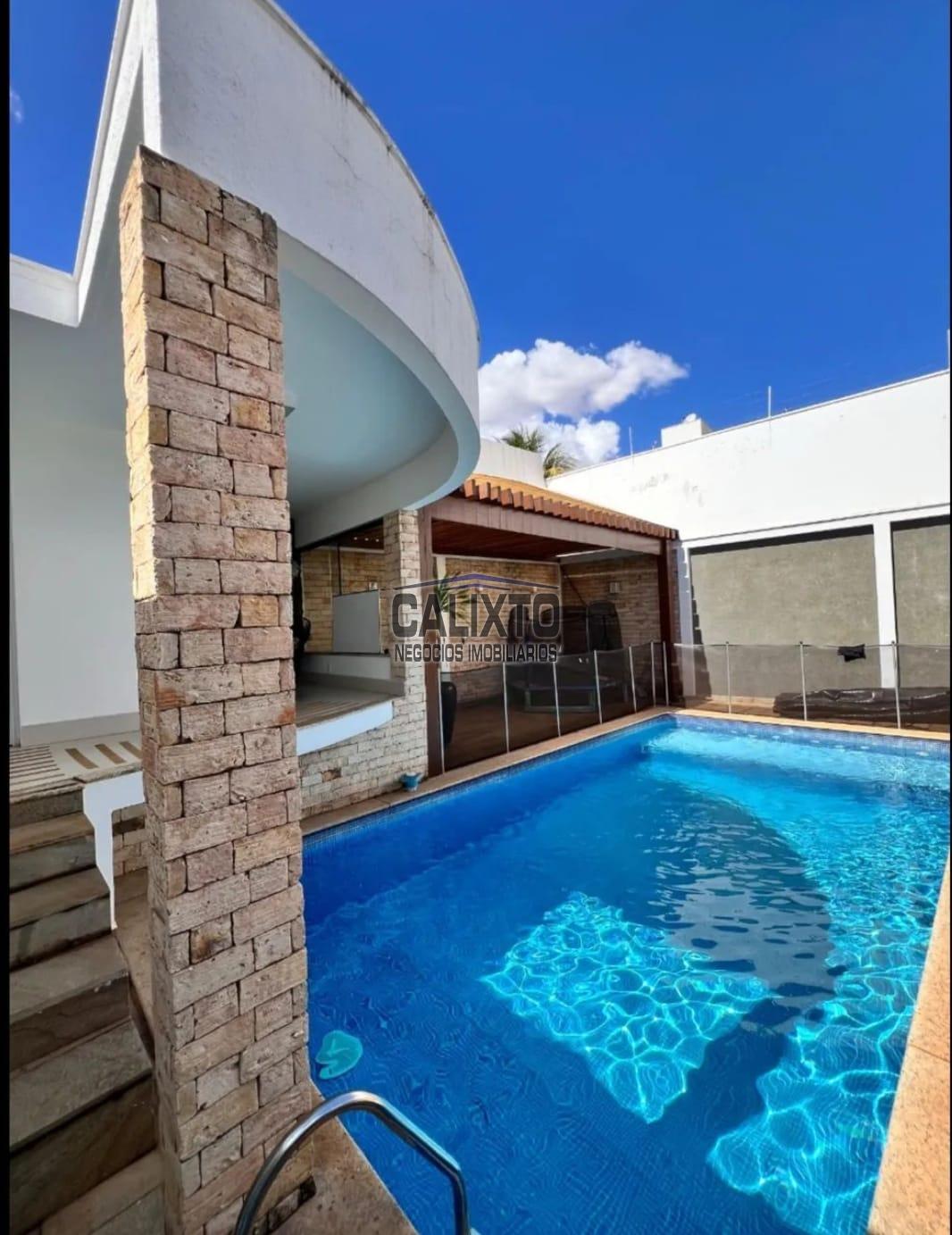 CASA BAIRRO MORADA DA COLINA