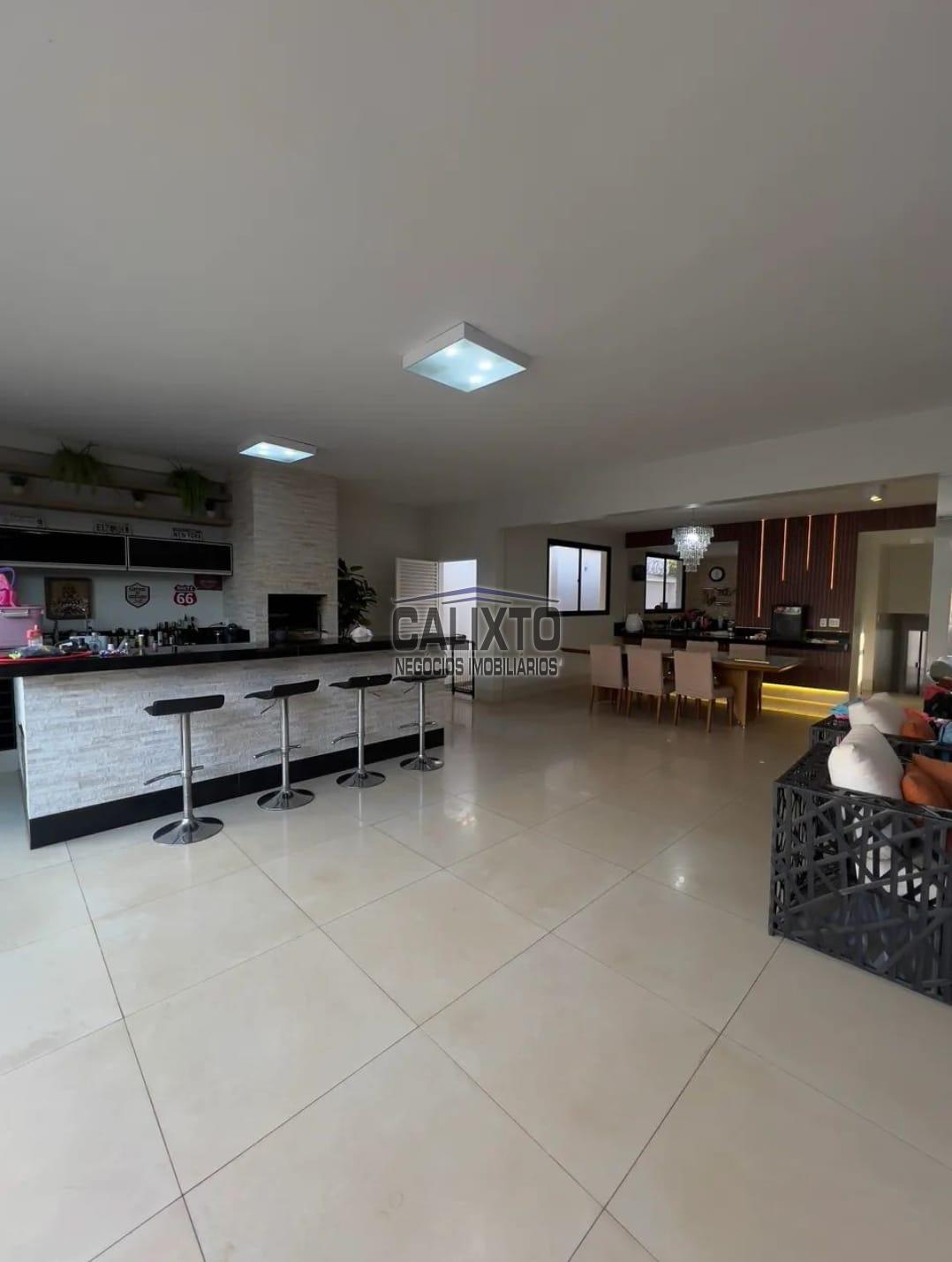 CASA BAIRRO MORADA DA COLINA