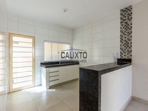 CASA BAIRRO LUIZOTE