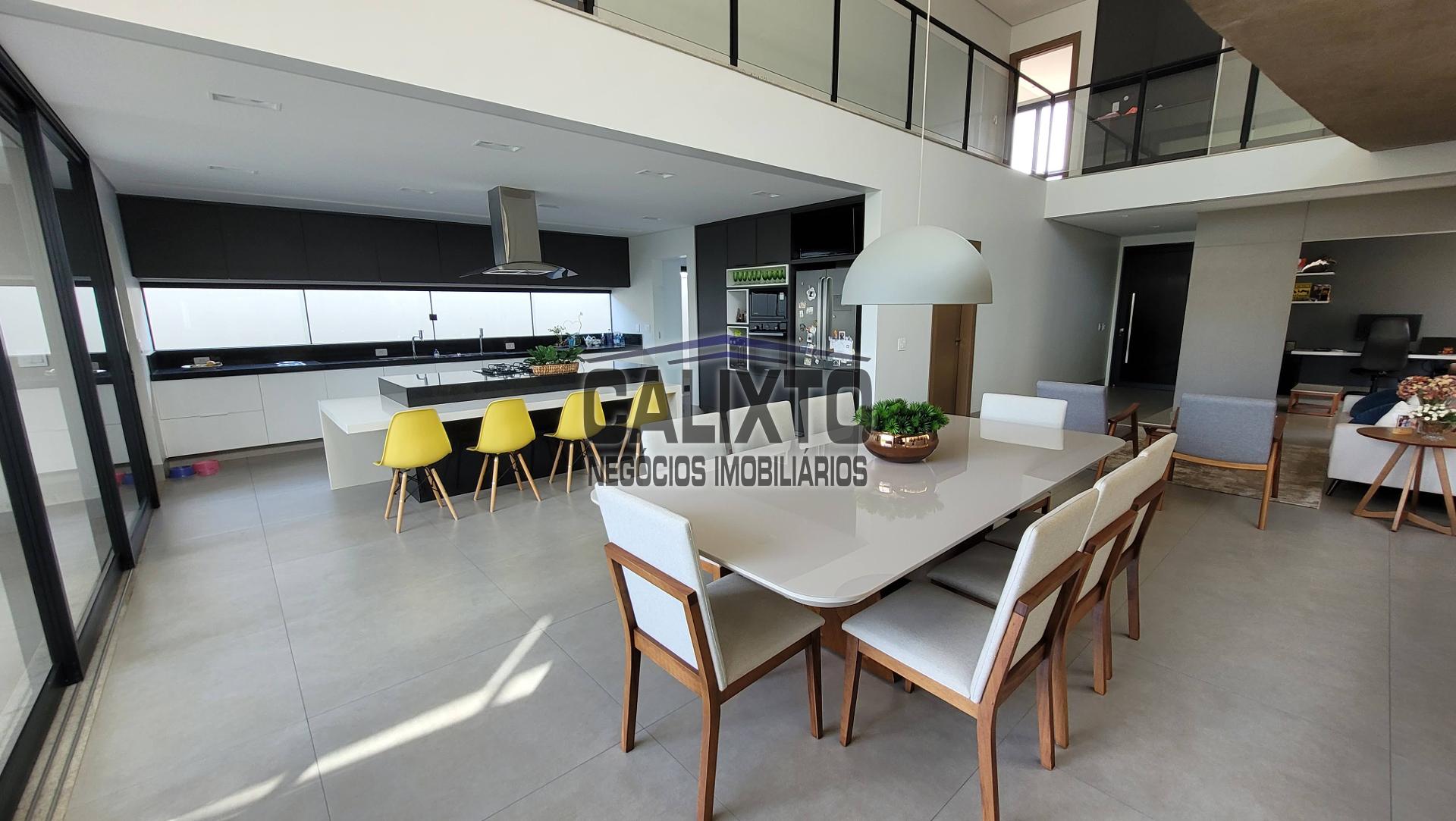 CASA CONDOMINIO CYRELA IPES