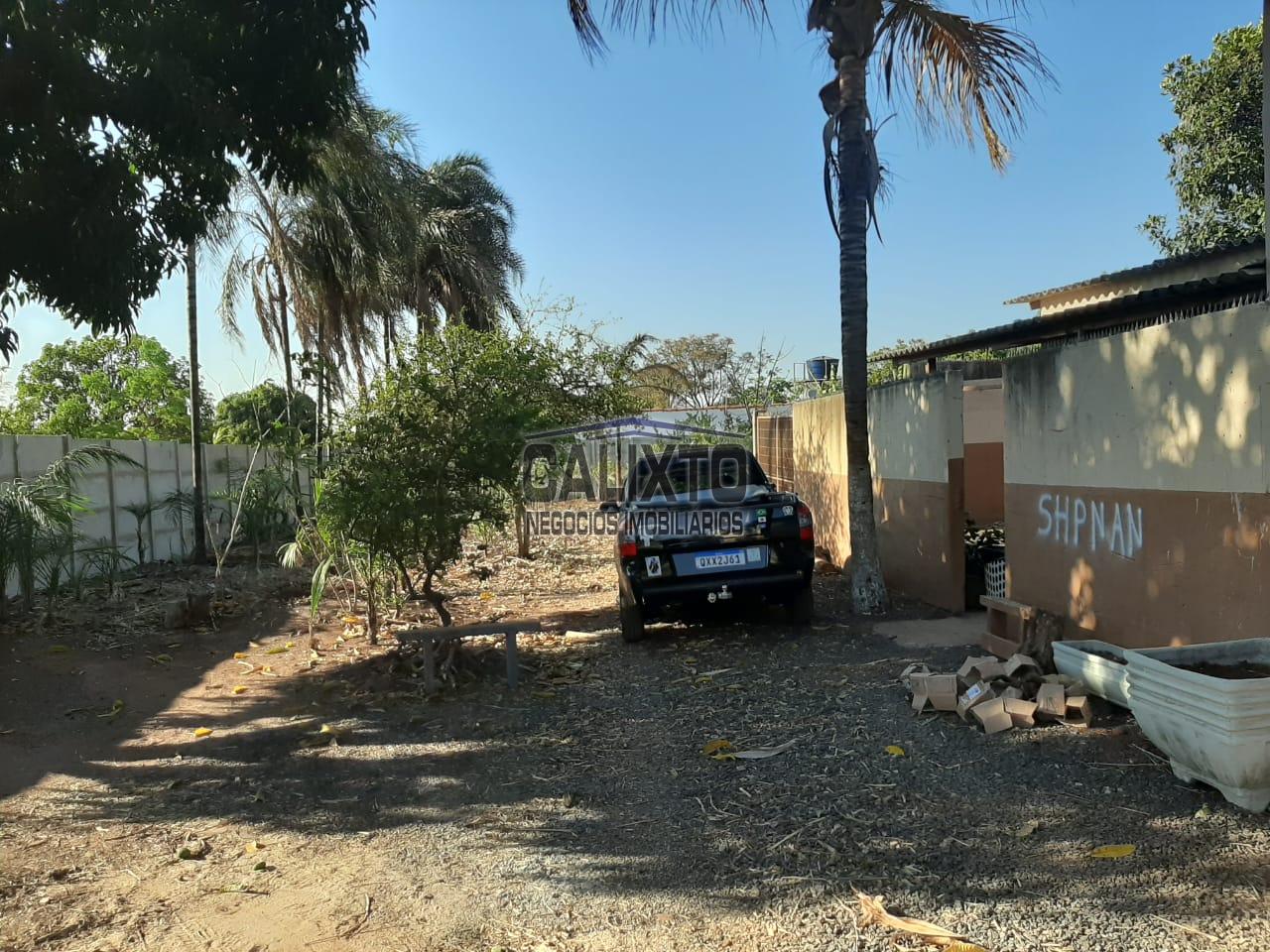 CHACARA BAIRRO MORADA NOVA