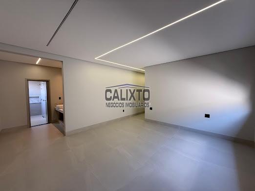 CASA CONDOMINIO ARTS