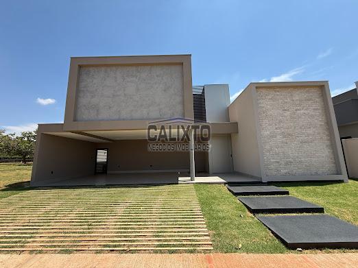 CASA CONDOMINIO ARTS