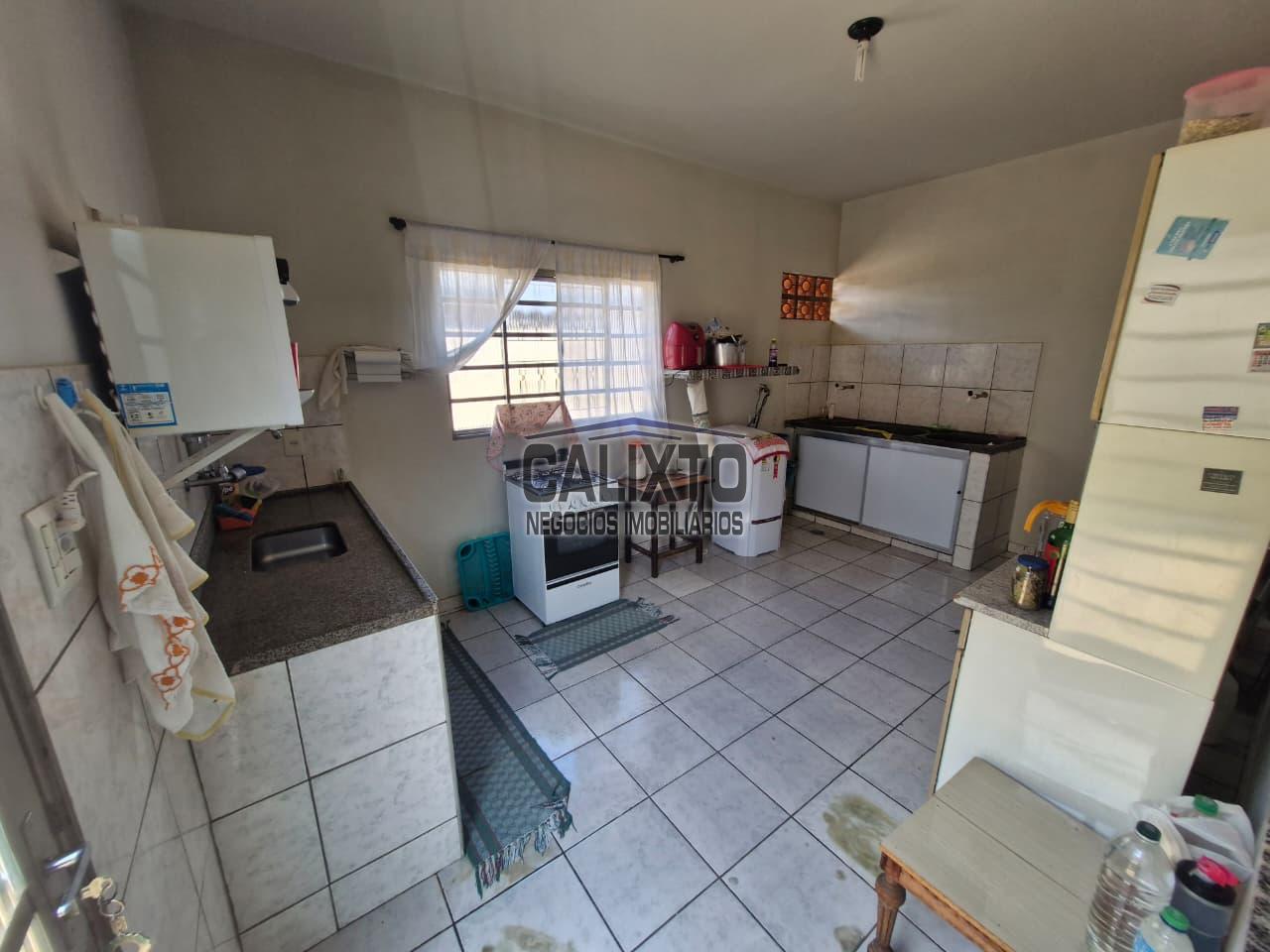 CASA BAIRRO JARDIM BRASILIA