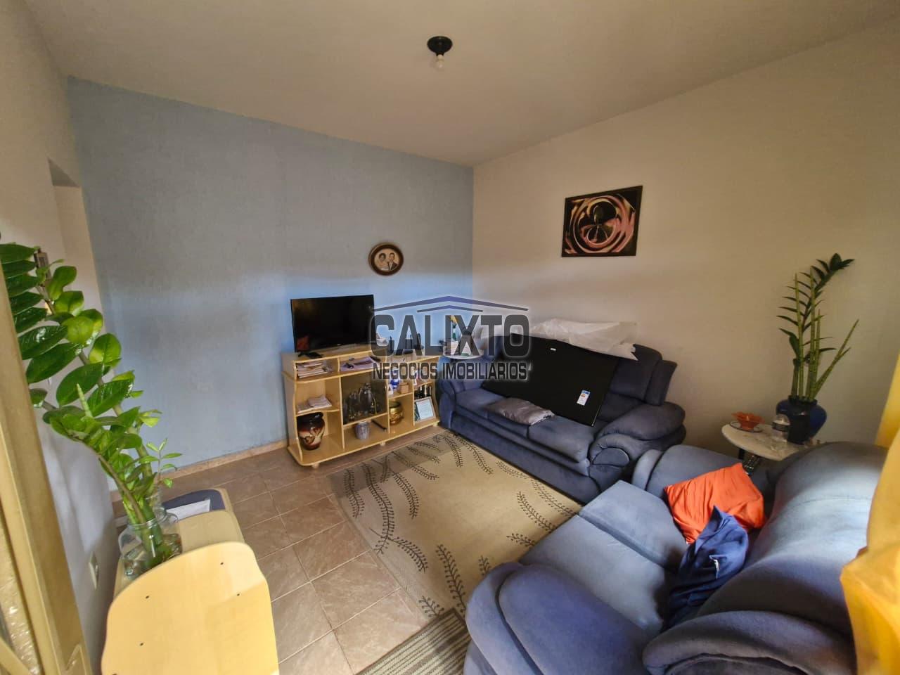 CASA BAIRRO JARDIM BRASILIA