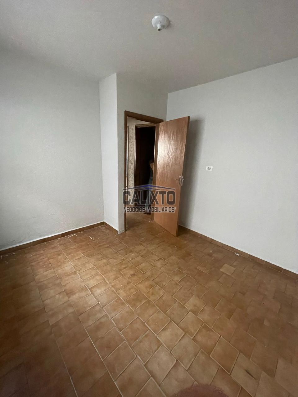 CASA BAIRRO SANTA MONICA