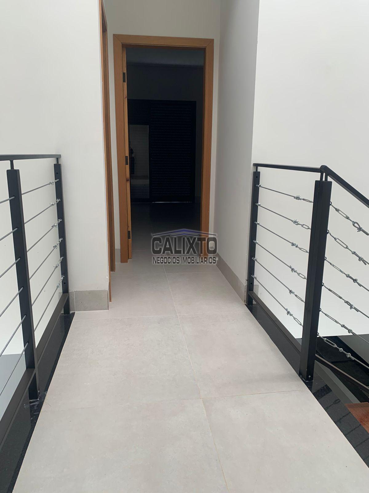 SOBRADO BAIRRO SANTA MONICA