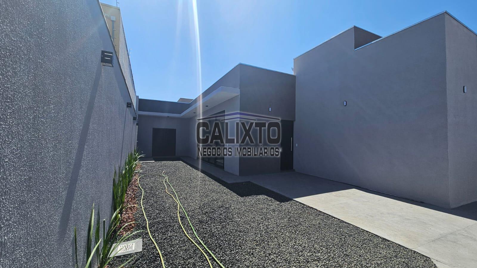 CASA BAIRRO NEW GOLDEN VILLE