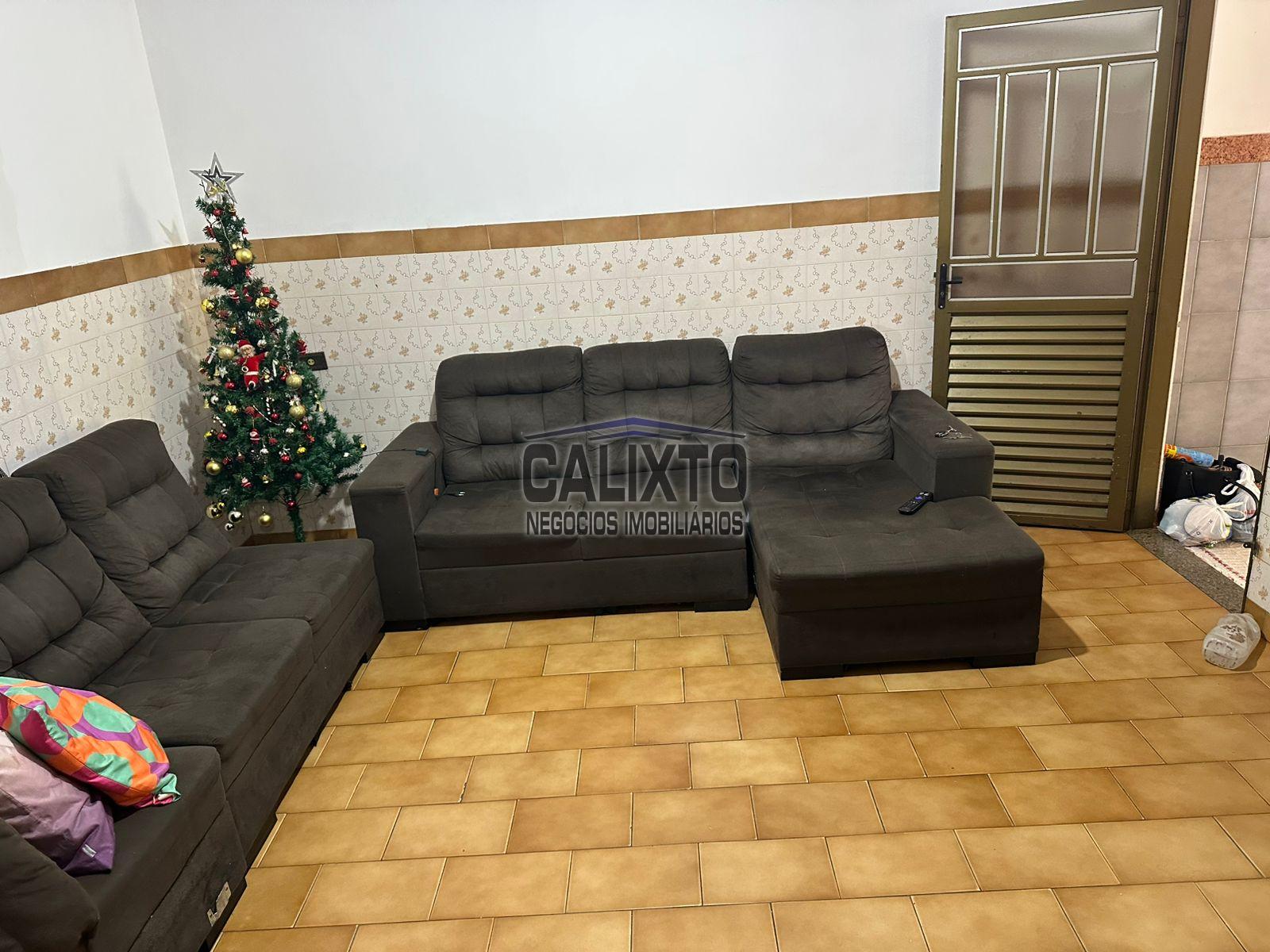 CASA BAIRRO DONA ZULMIRA