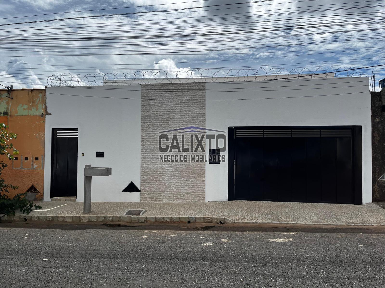 CASA BAIRRO LARANJEIRAS