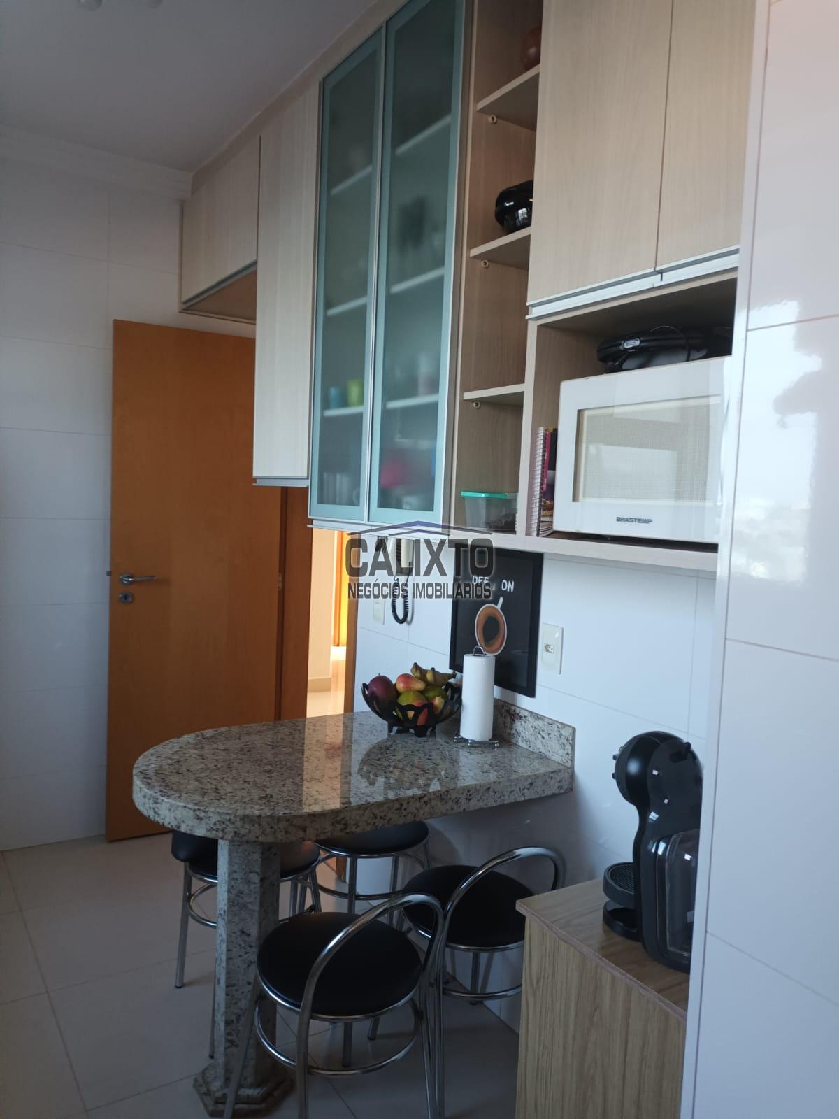 APARTAMENTO BAIRRO ROOSEVELT