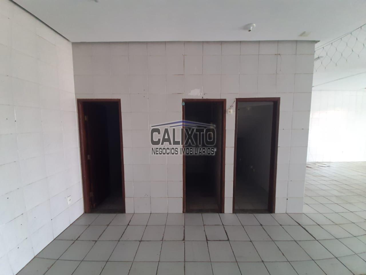 COMODO COMERCIAL BAIRRO CUSTODIO PEREIRA