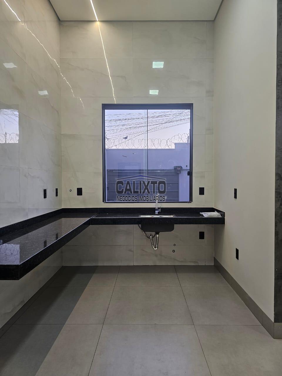 CASA BAIRRO JARDIM BRASILIA