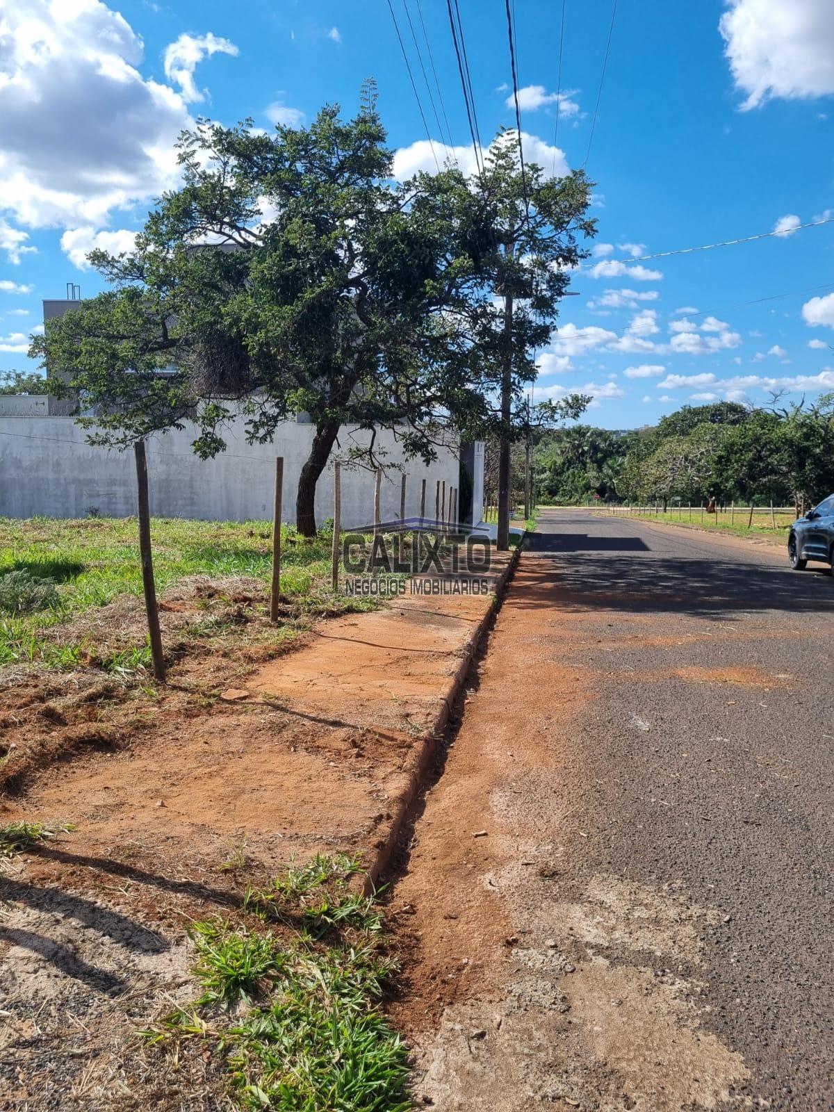 TERRENO BAIRRO ITAPEMA SUL
