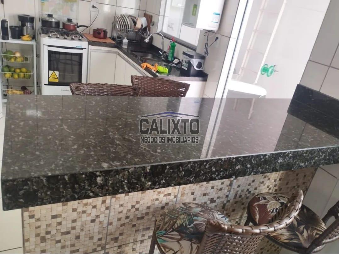 CASA BAIRRO JARDIM HOLANDA