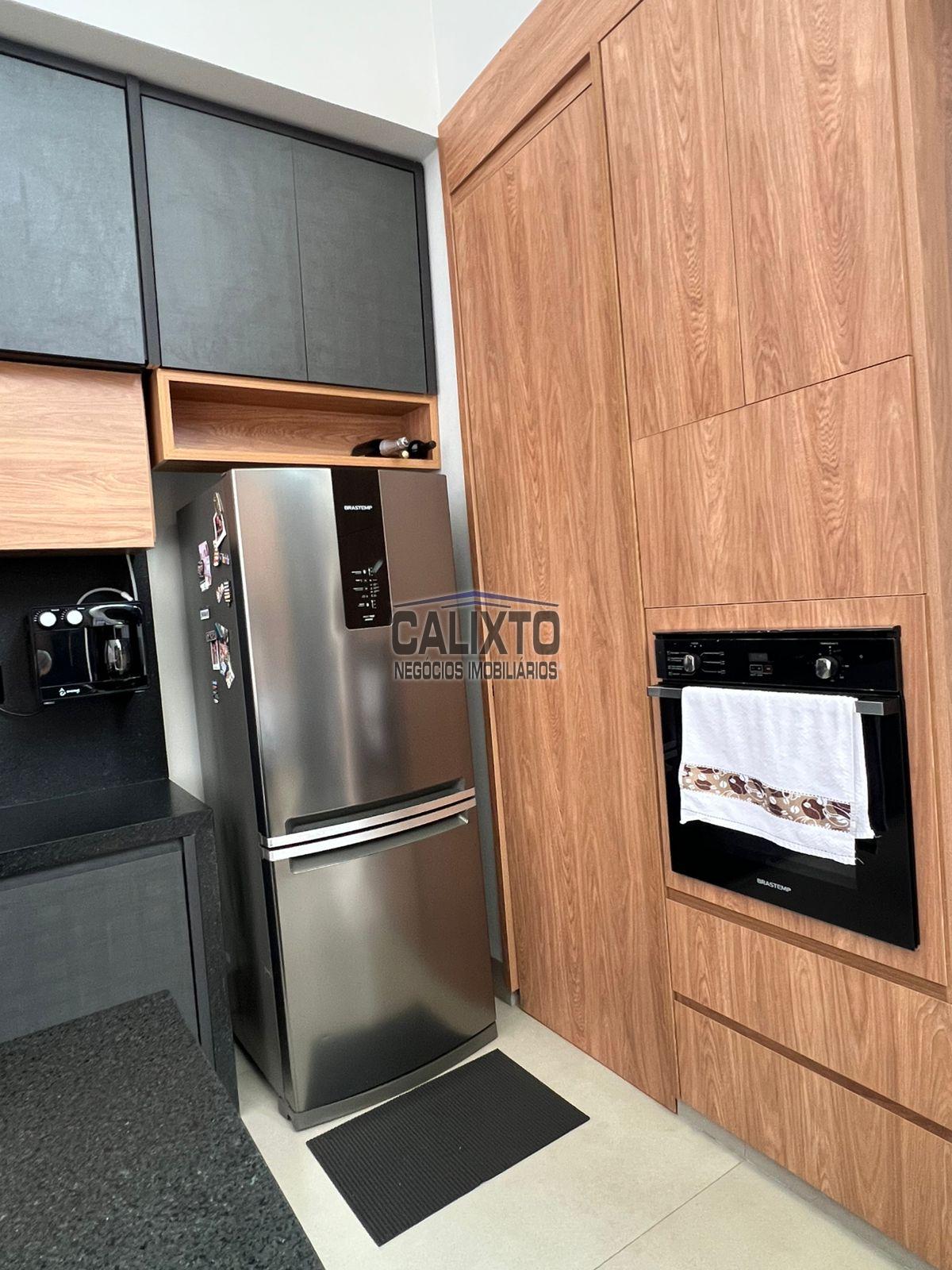 CASA BAIRRO PRAÇA ALTO UMUARAMA