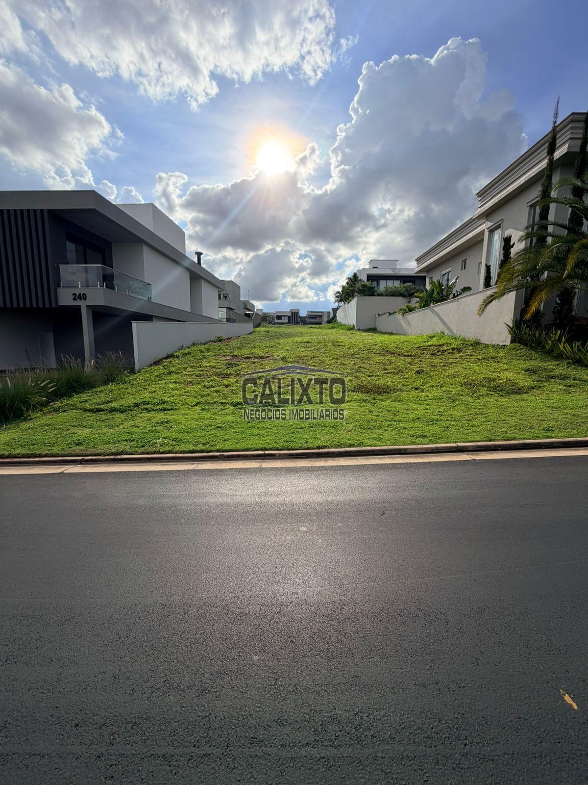 TERRENO CONDOMINIO ALPHAVILLE II