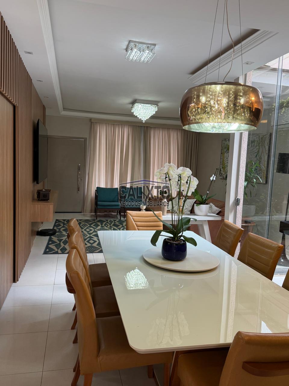 CASA BAIRRO JARDIM HOLANDA