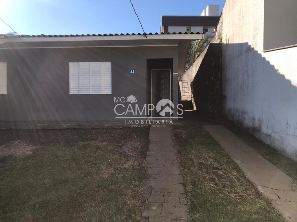 Casa a venda no Bairro das Torres, cerca de 500 metros da CISS