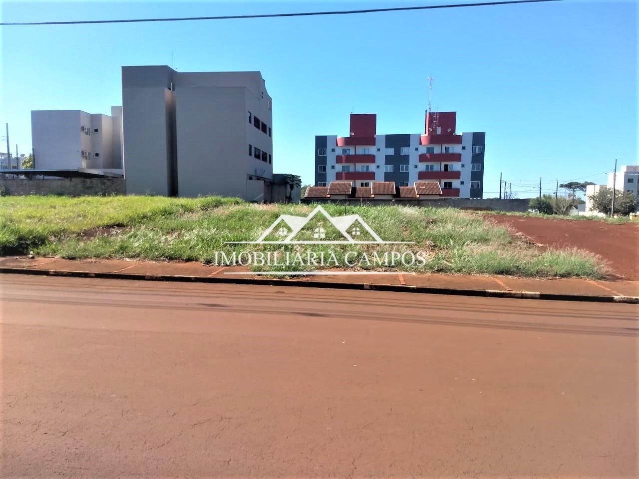 TERRENO VILA BECKER  EM FRENTE A PUC
