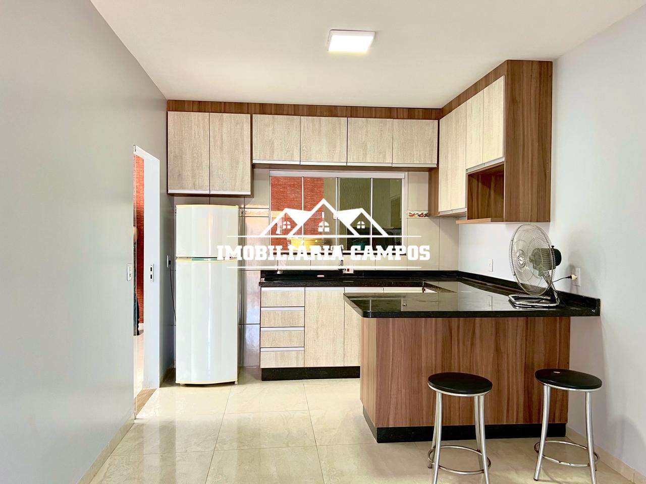 CASA COM 2 QUARTOS E COZINHA PLANEJADA, JARDIM SÃO FRANCISCO, TOLEDO - PR