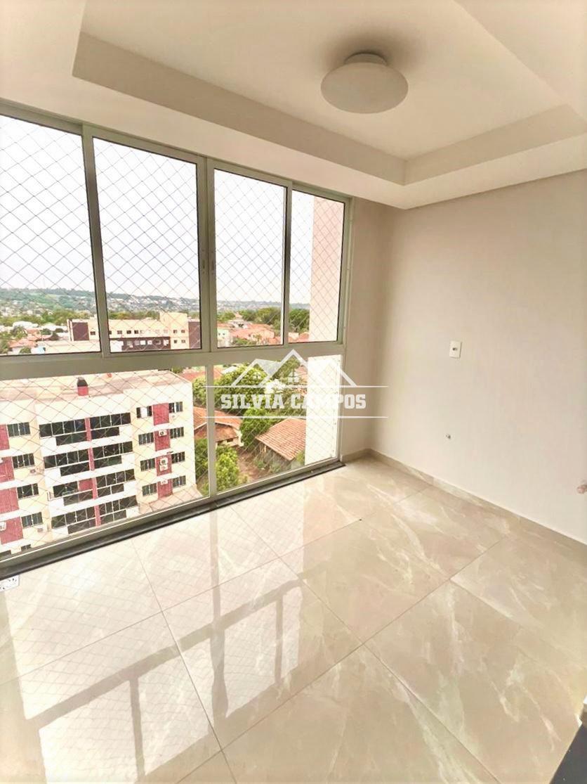 APARTAMENTO À VENDA COM SUÍTE, 1 QUARTO, SALÃO DE FESTAS E ELEVADOR NO CENTRO - TOLEDO - PR