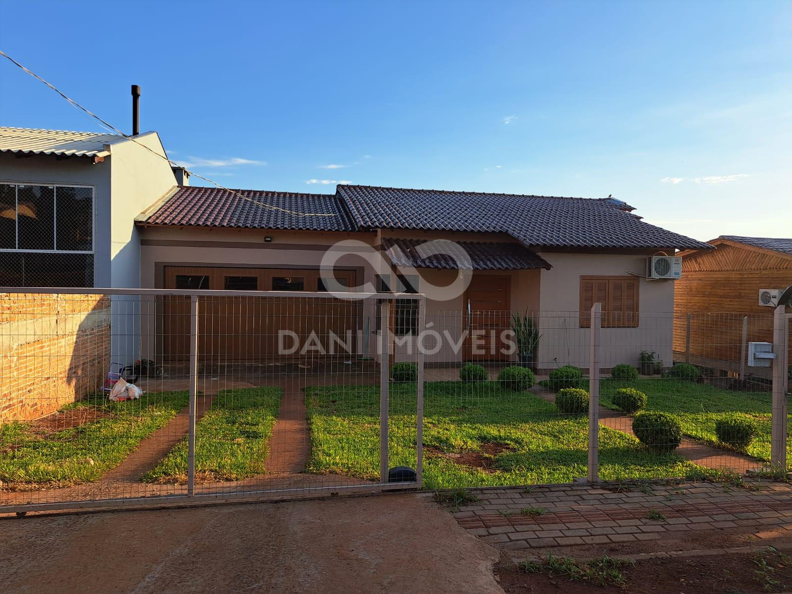 CASA À VENDA, CENTRO, AUGUSTO PESTANA - RS