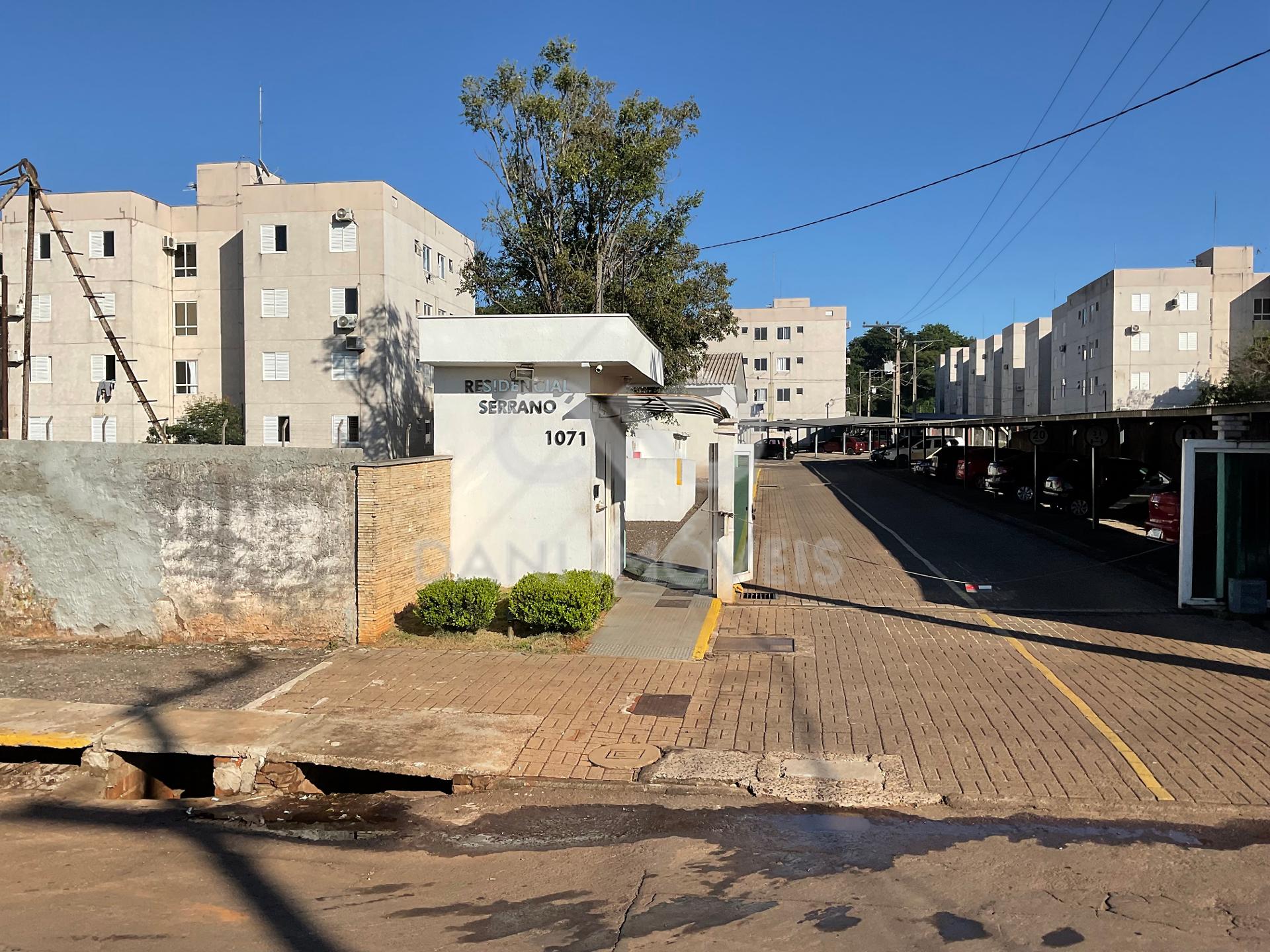 APARTAMENTO NO RESIDENCIAL SERRANO COM MÓVEIS SOB MEDIDA, BAIR...