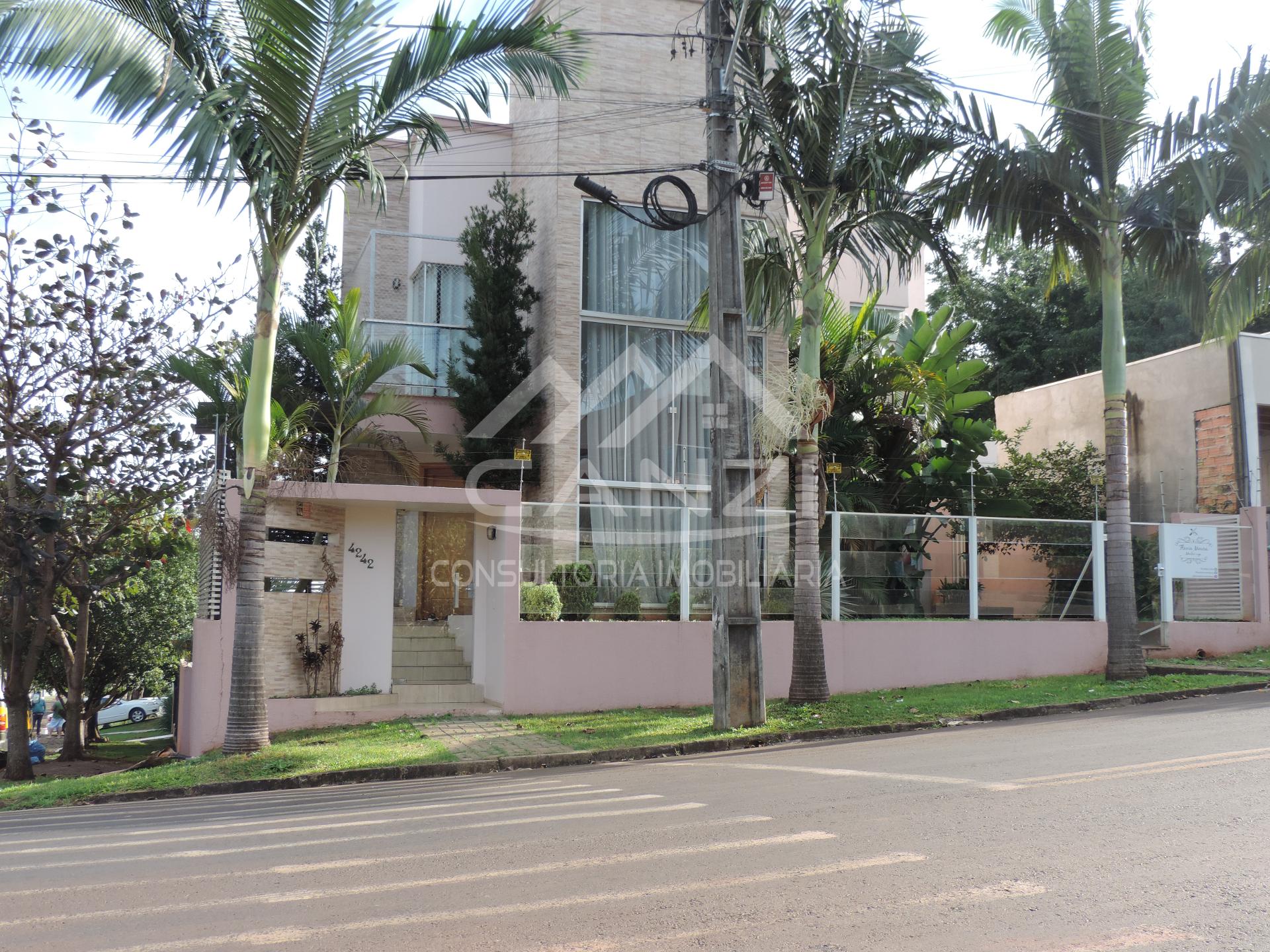 Excelente casa de esquina para venda, contendo 266,78m de rea