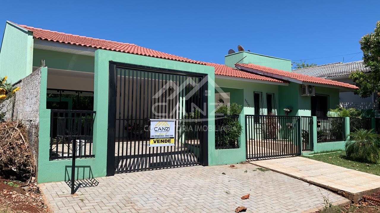 Excelente casa para venda no Bairro Jardim Marchese em Realeza