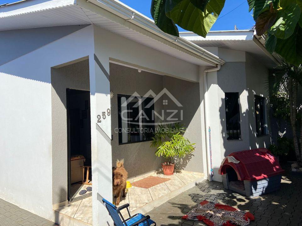 Casa para venda em Santa Izabel do Oeste - PR