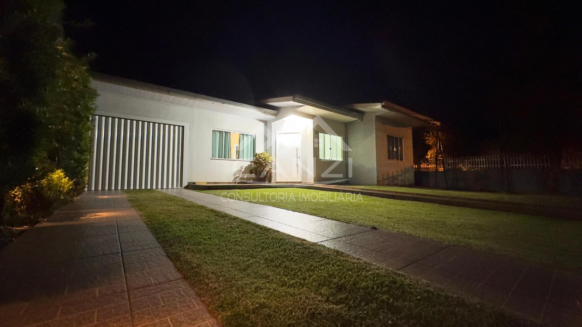 Casa com 3 dormitrios  venda, Joo Paulo II, REALEZA - PR