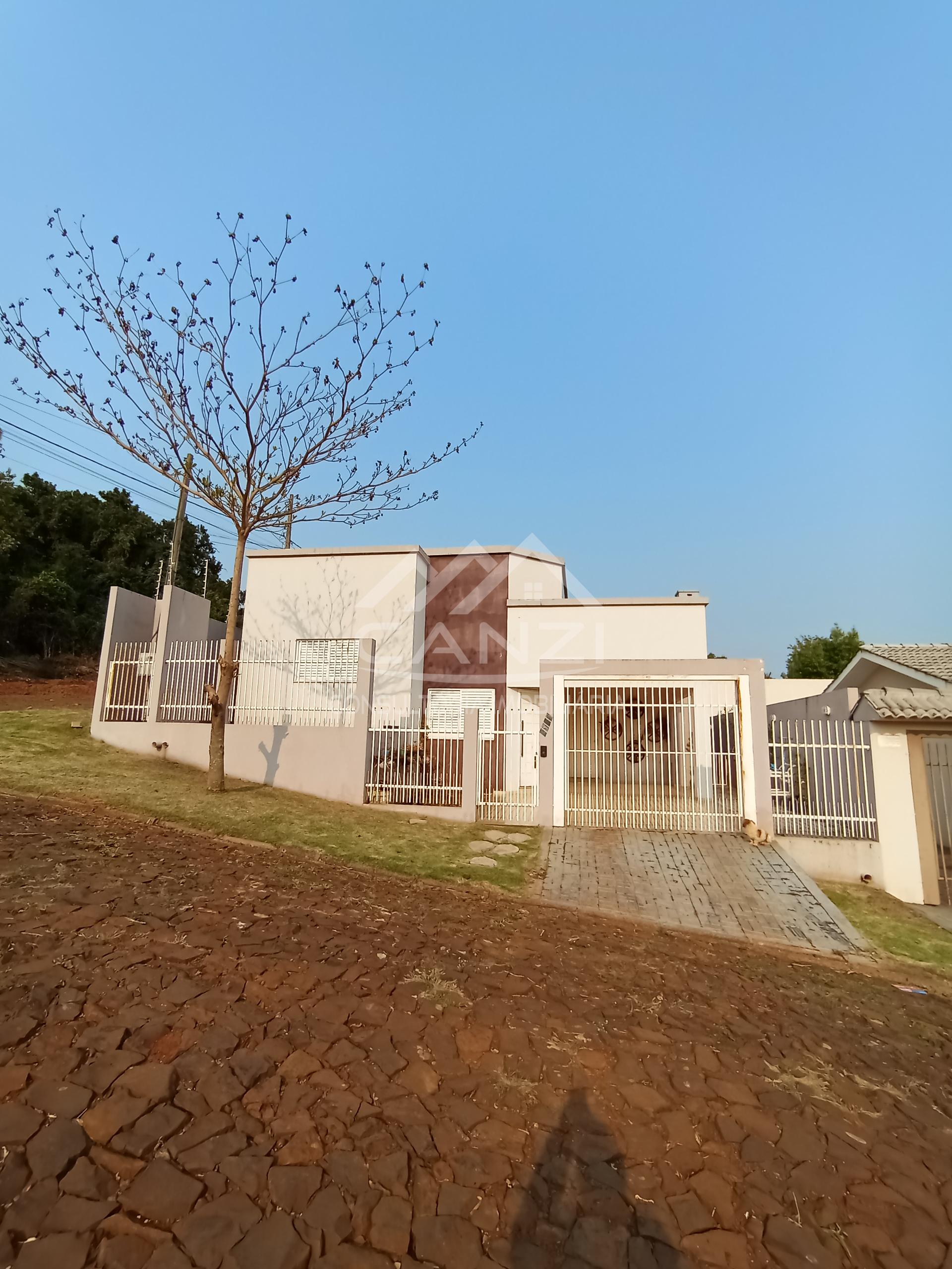 Casa de esquina  venda no bairro Marchese em Realeza