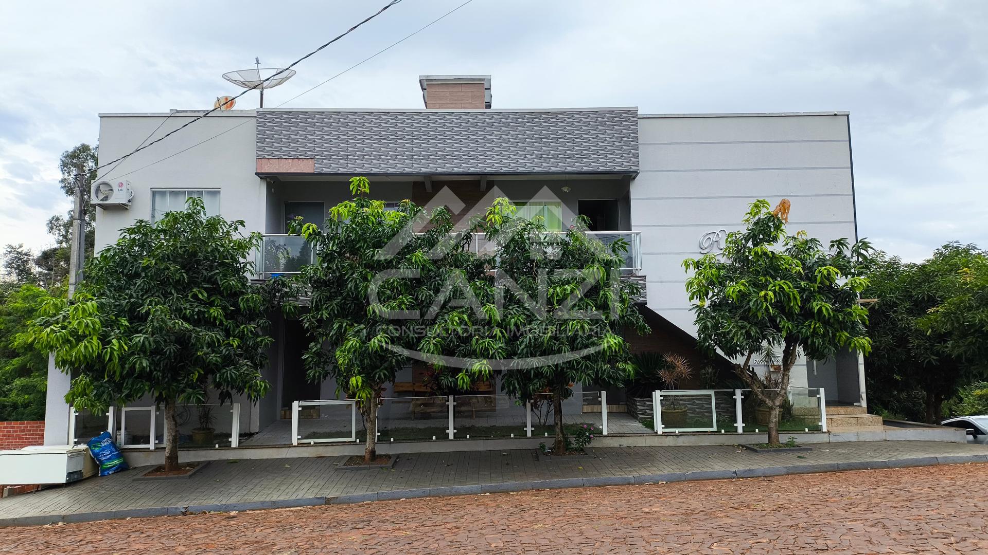 Apartamento para venda no bairro Cazaca contendo 2 quartos e vaga de garagem