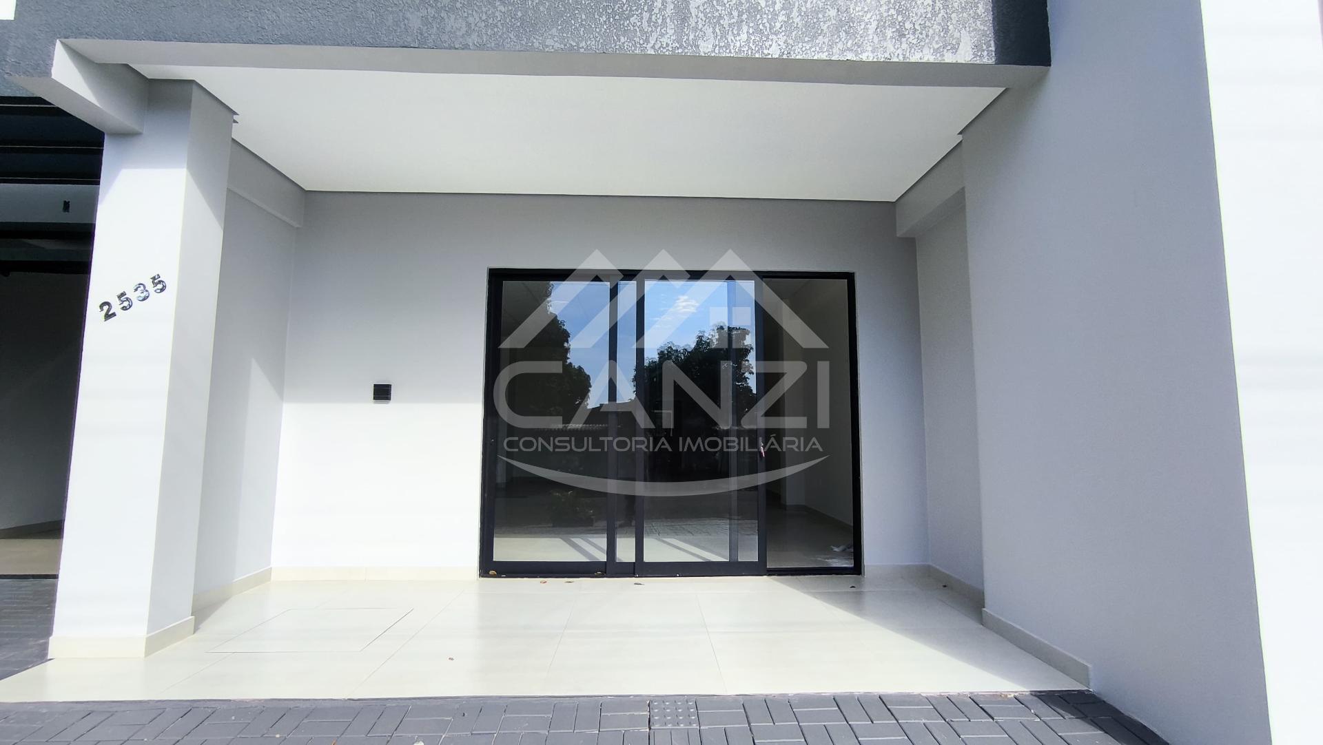 Sala comercial de esquina nova para locao, prximo ao mercado Quadri.