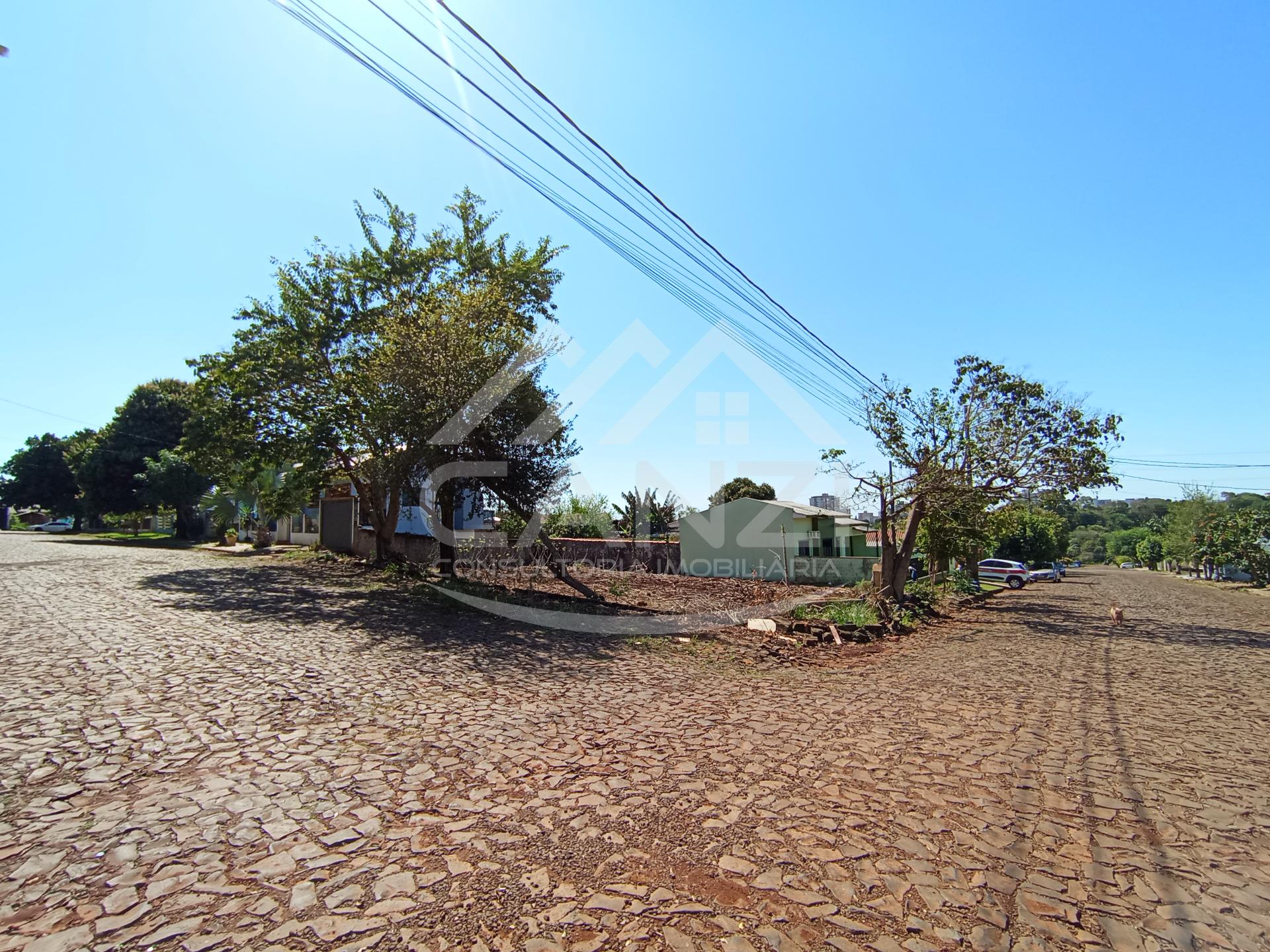 Excelente terreno de esquina  venda no bairro Marchese em Realeza PR.