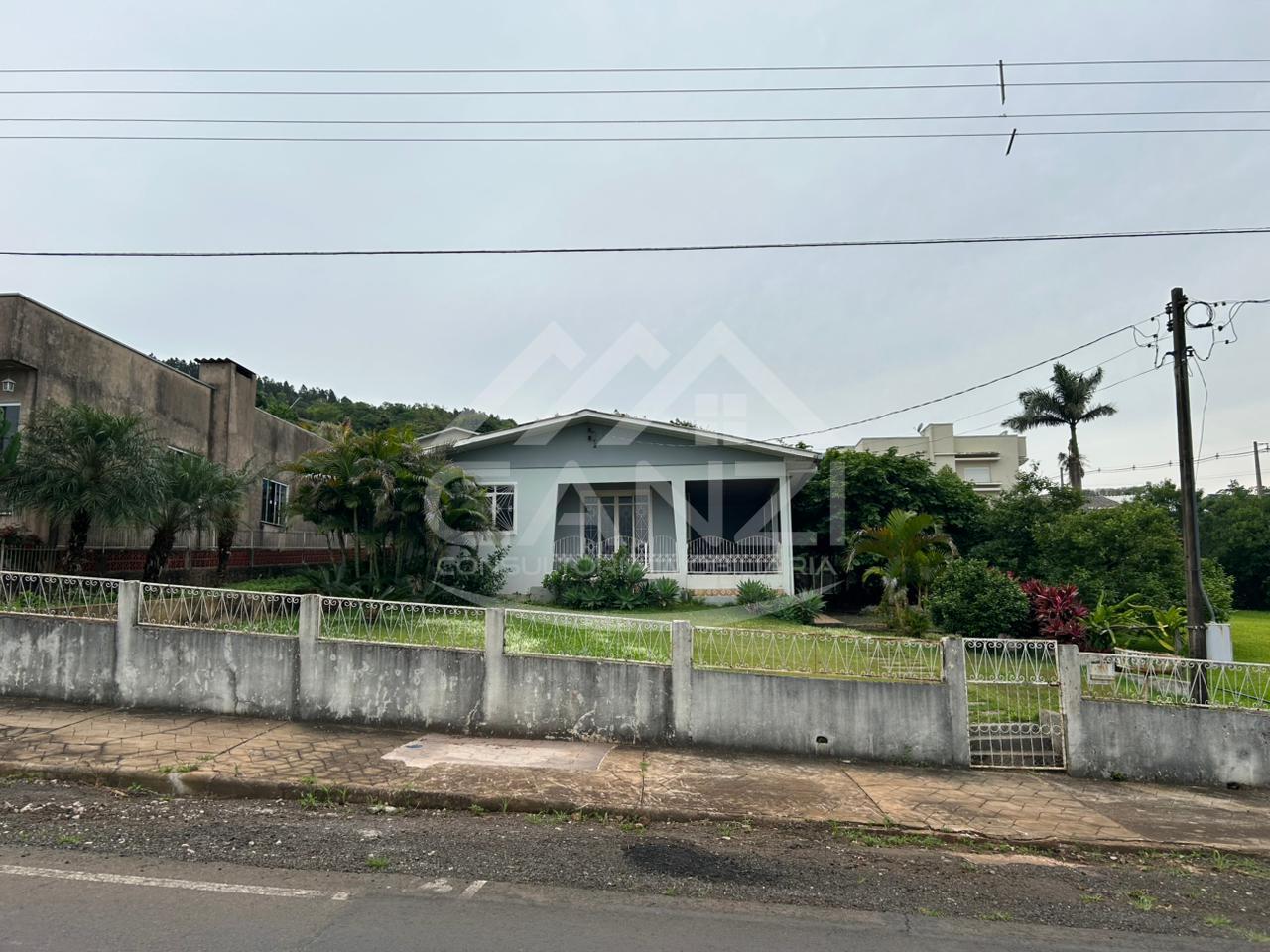 Casa  venda em Prola, do Oeste, casa com 150m  de rea construda e terreno de 680m .