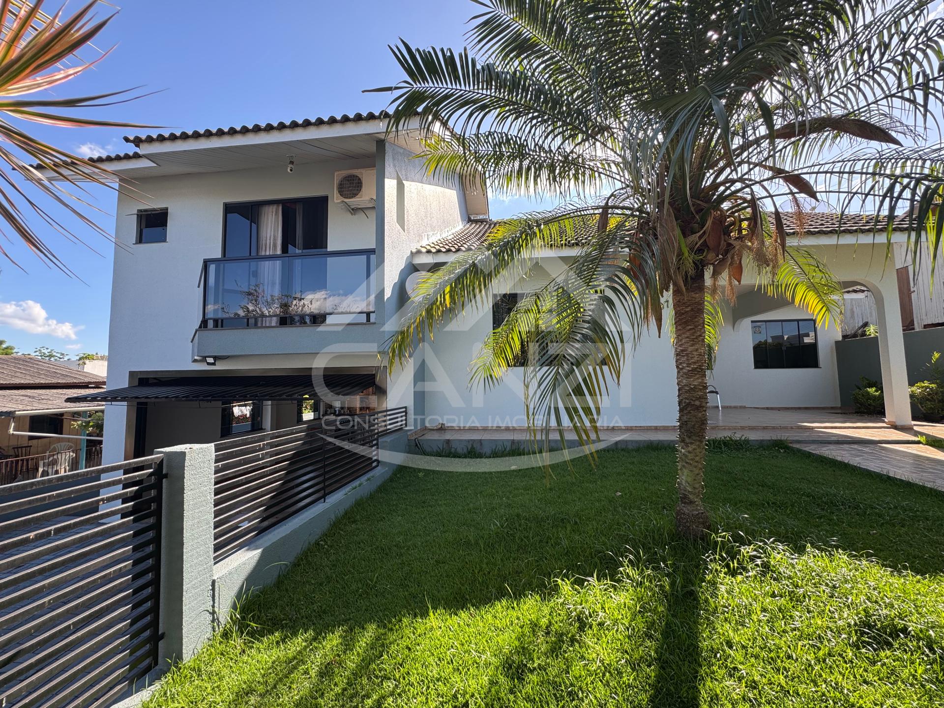 Casa com 4 dormit�rios � venda, Centro, REALEZA - PR