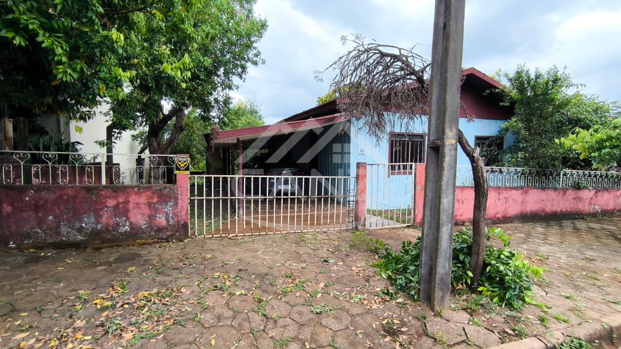 Casa para locao no bairro So Jos, com 03 quartos - Realeza PR.